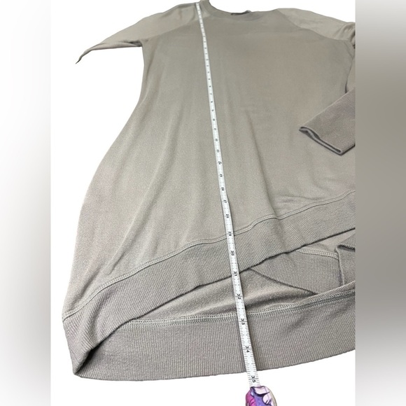 Athleta Criss Cross Sweatshirt Dress in Taupe/Gray Size small - Picture 7 of 7